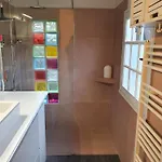 O'wazo, Jolie Maison, Piscine بيت للعطل *