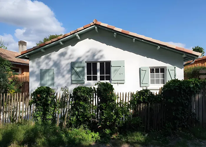 O'wazo, Jolie Maison, Piscine Nyaraló *